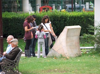 DSCF1185.JPG (35292 bytes)