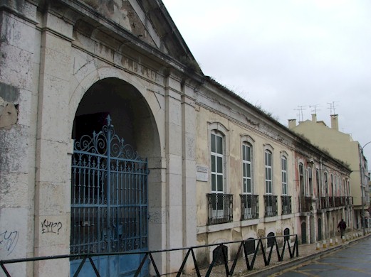 Antigas Escolas Oficiais